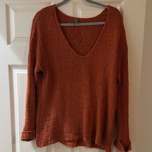 United Colors Of Benetton V-Neck Sweater in Warm Brown
